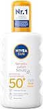 NIVEA SUN Sensitiv Sofort Schutz Sonnenspray LSF 50+ (200 ml), pflegendes Sonnenspray für empfindliche Haut bei Sonnenallergie, Sonnenmilch als praktisches Spray