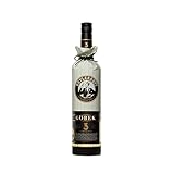 RAKI - Beylerbeyi Göbek Raki 70cl | Türkischer Brandy mit Anis aromatisiert - 100% frische Weintrauben - Ohne Zuckerzusatz | Dreifache Destillation - Alkoholgehalt 45%