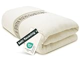 ZOLLNER Kuscheldecke flauschig in 150x200 cm - super kuschelige und warme Sofadecke - waschbar bis 95°C - atmungsaktive Mikrofaser in Creme - Hotelwäschequalität - Oeko Tex® Zertifiziert