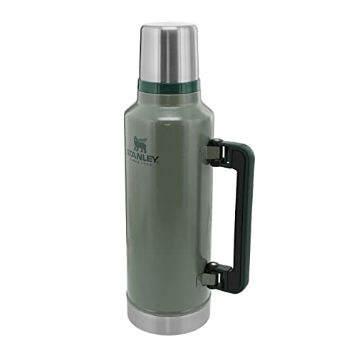 Stanley Classic Legendary Thermosflasche 1.9L Hammertone Green - Edelstahl Thermoskanne - BPA-frei - Thermos Hält 45 Stunden Heiß - Deckel Fungiert Auch als Trinkbecher - Spülmaschinenfest