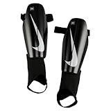 NIKE NK CHRG GRD Schienbeinschoner Black/Black/White L