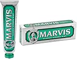 Marvis Classic Strong Mint Zahnpasta, 85 ml, Zahnpasta mit Geschmacks-Erlebnis-Garantie für belebende und langanhaltende Frische
