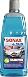 SONAX XTREME Shampoo 2 in 1 (1 Liter) Autoshampoo Konzentrat ohne Abledern zur Reinigung lackierter Oberflächen, Metall, Glas, Kunststoff & Gummi | Hellblau | Art-Nr. 02153000