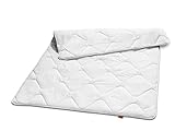 sleepling Kinderdecke 100x135 cm, Ganzjahresdecke für Kinder, Bettdecke Medium, Babydecke, 100% Mikrofaser, Decke Made in EU, Ökotex 100, waschbar 60 Grad