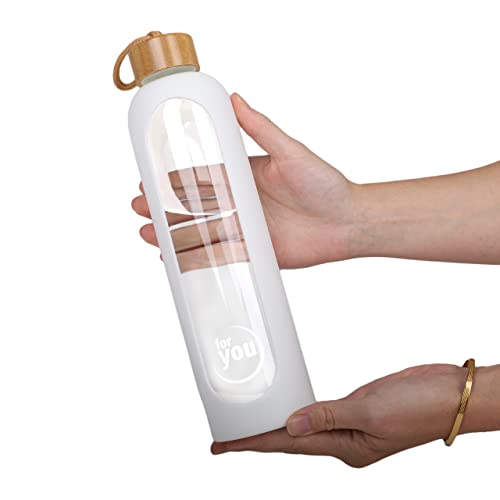 Nachhaltige Trinkflasche | 1000ml aus Glas mit bruchsicher Silikonhülle und spülmaschinenfest | 1Liter Auslaufsichere Wasserflasche mit Bambusdeckel | 100% BPA frei | geeignet von -20°C – 150°C