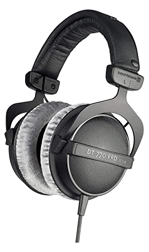 beyerdynamic DT 770 PRO 80 Ohm Over-Ear-Studiokopfhörer in schwarz. Geschlossene Bauweise, kabelgebunden für professionelles Recording und Monitoring