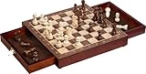 goki Magnetisches Schachspiel mit Schubladen - Tragbares Holzspielzeug für Kinder ab 7 Jahren, magnetische Figuren für mehr Standfestigkeit und praktische Aufbewahrung