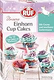 RUF Einhorn Cupcakes, Backmischung für 12 Törtchen mit bunter Tortencreme und weißem Fondant für ein Zucker-Einhorn, inkl. Einhorn Muffinförmchen