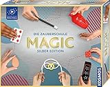 Kosmos 601799 Magic Die Zauberschule - Silber Edition, schnell Zaubern Lernen, 35 Zauber Tricks, viele Zauber Utensilien, Zauberkasten für Kinder ab 8 Jahre und Einsteiger, Magie in 3 Level