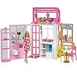 Barbie HCD48 - Puppenhaus-Spielset mit Puppe & Haus mit 2 Ebenen & 4 Spielbereichen, komplett eingerichtet, mit Haustier und Zubehör, Spielzeug Geschenk für Kinder ab 3 Jahren
