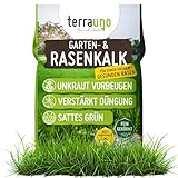 TerraUno Rasenkalk Frühjahr & Herbst, bei Moos und Unkraut im Rasen, verstärkt die Düngung, verbessert pH-Wert & Bodenstruktur, 15 kg für 300 m², extra fein, ideal für Streuwagen, tierfreundlich