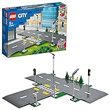 LEGO 60304 City Straßenkreuzung mit Ampeln, Bauset mit im Dunkeln leuchtenden Steinen