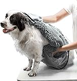 Tuff Pupper Schnelltrocknendes Handtuch für Hunde | Ultra saugfähiges Mikrofaser-Shammy | Extra große Größe 85 x 35 cm für alle Rassen | Bequeme Eingrifftaschen | Verwendung im Innen- und Außenbereich