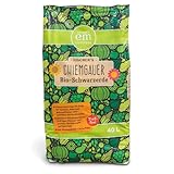Fischers EM-Chiemgau® - Torffreie Bio-Erde mit Pflanzenkohle & Schafwollpellets – Nachhaltige Erde für Hochbeete, Gemüse & Balkonpflanzen – Bodenverbesserer mit EM & Terra Preta Effekt – 40 L